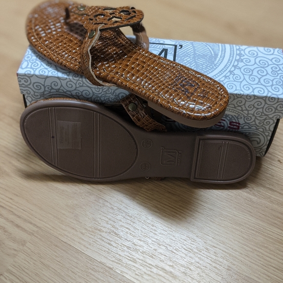 Brand New Sandals! - Picture 4 of 4
